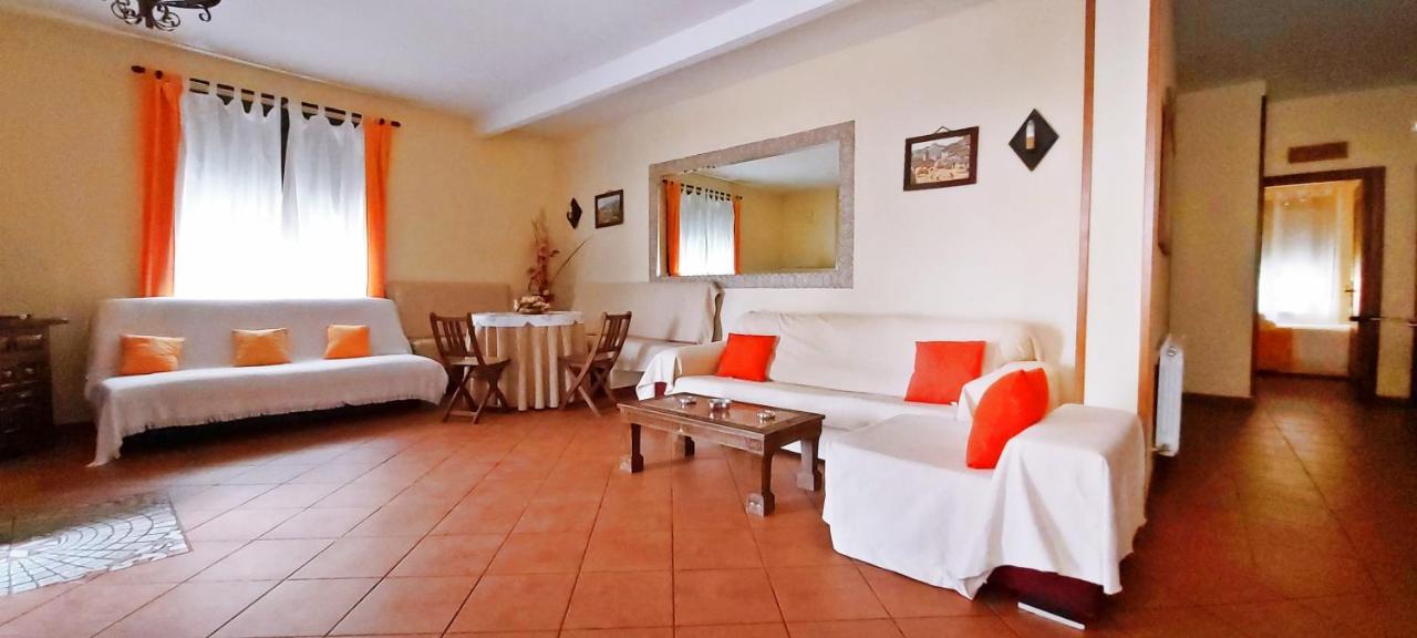 Casa Rural Las Eras Valdelaguna Kültér fotó